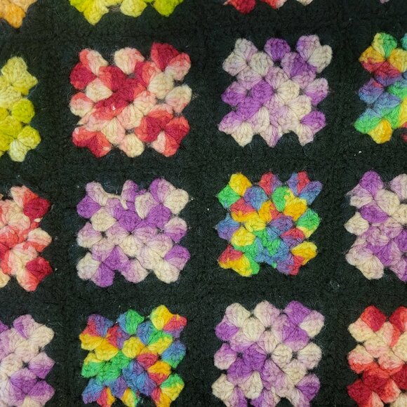 GRANNY SQUARE ROSEANNE BLANKET CROCHET THROW VINTAGE RETRO 55" X 48" COUCH CHAIR - Picture 7 of 10